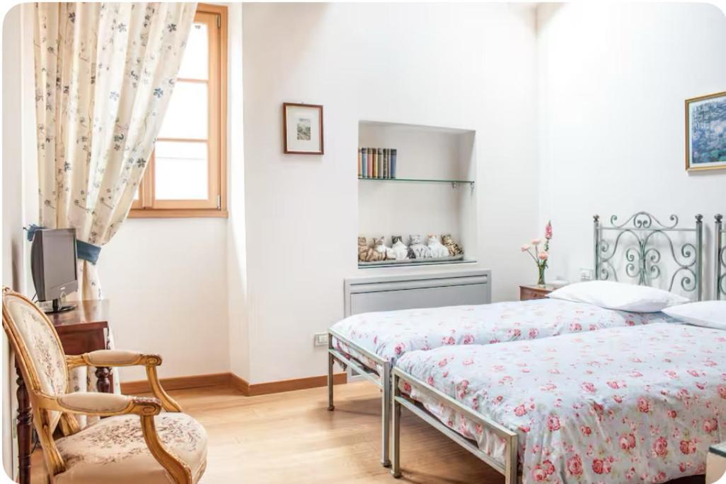 Alla Torre Del Barbarossa B&B Foresteria Манделло-дель-Ларио Экстерьер фото