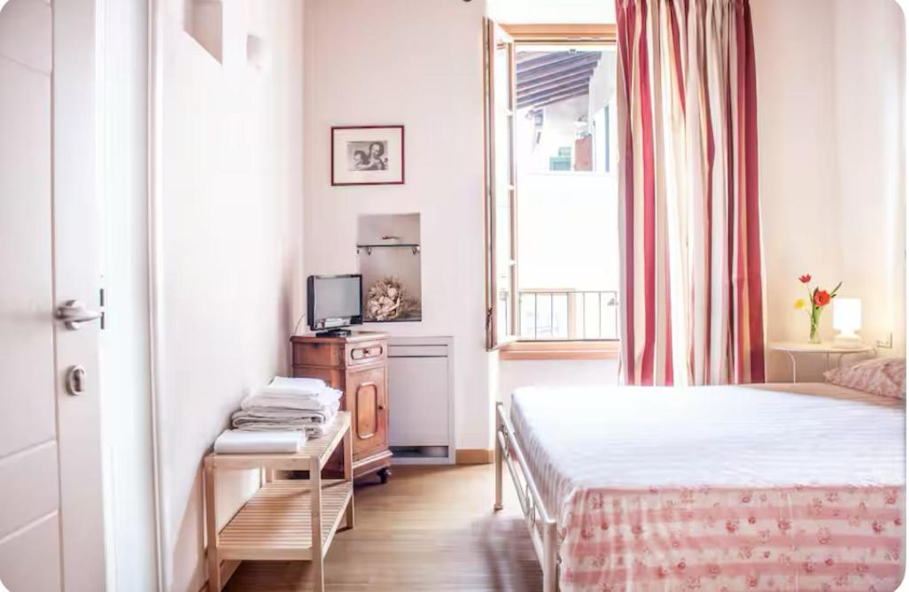 Alla Torre Del Barbarossa B&B Foresteria Манделло-дель-Ларио Экстерьер фото